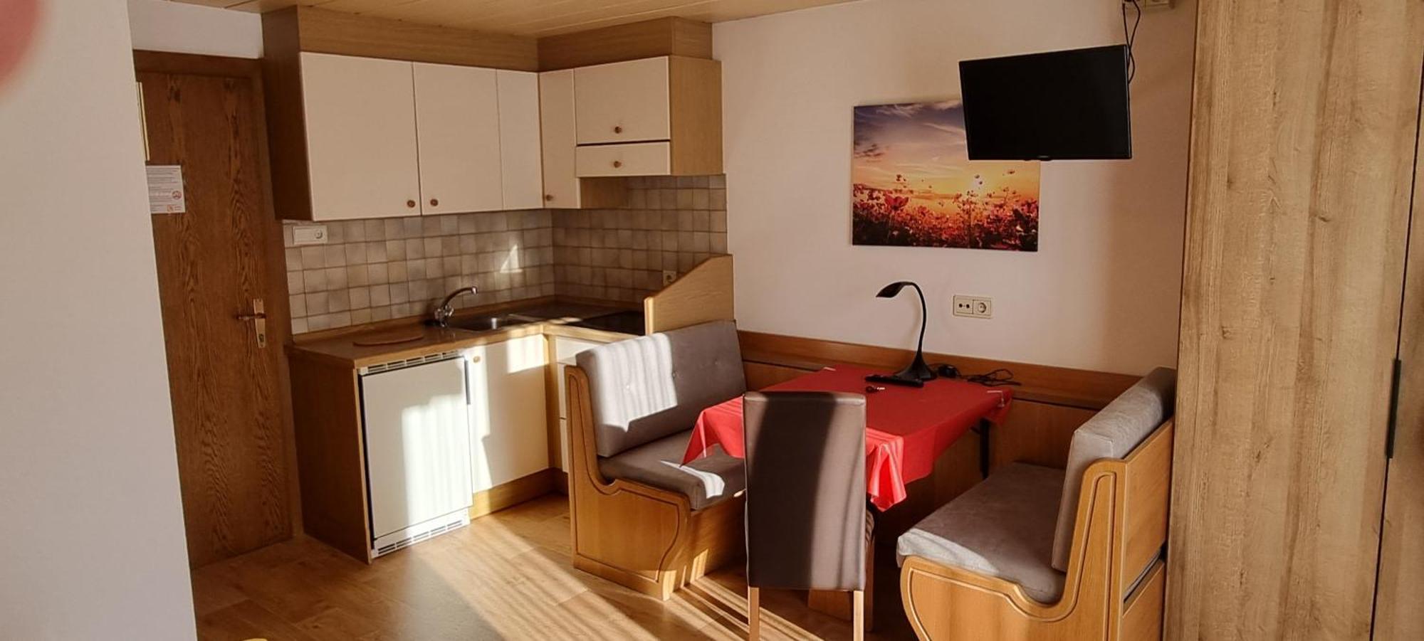 Garni Helfer Bed and Breakfast Toblach Buitenkant foto