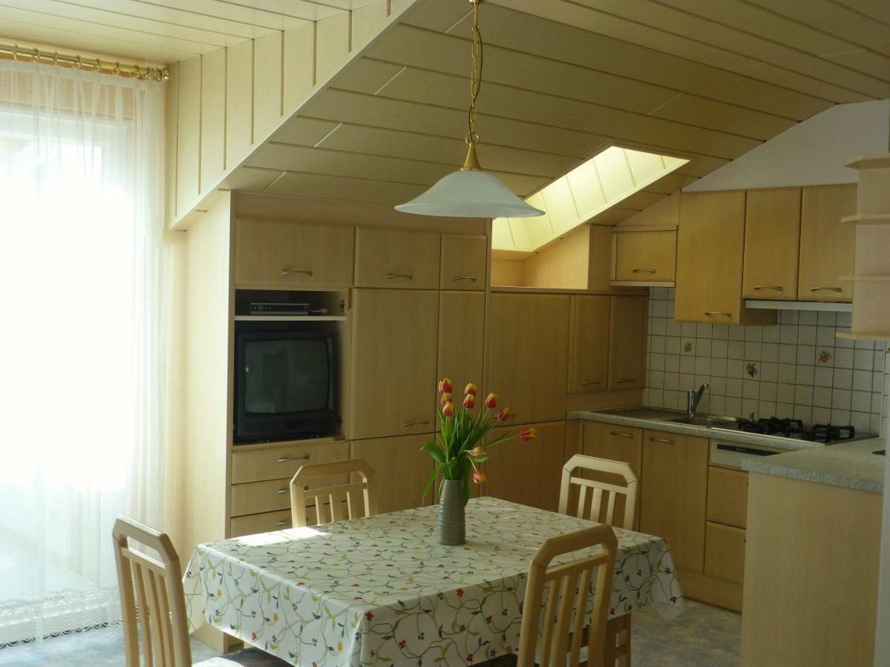 Garni Helfer Bed and Breakfast Toblach Buitenkant foto