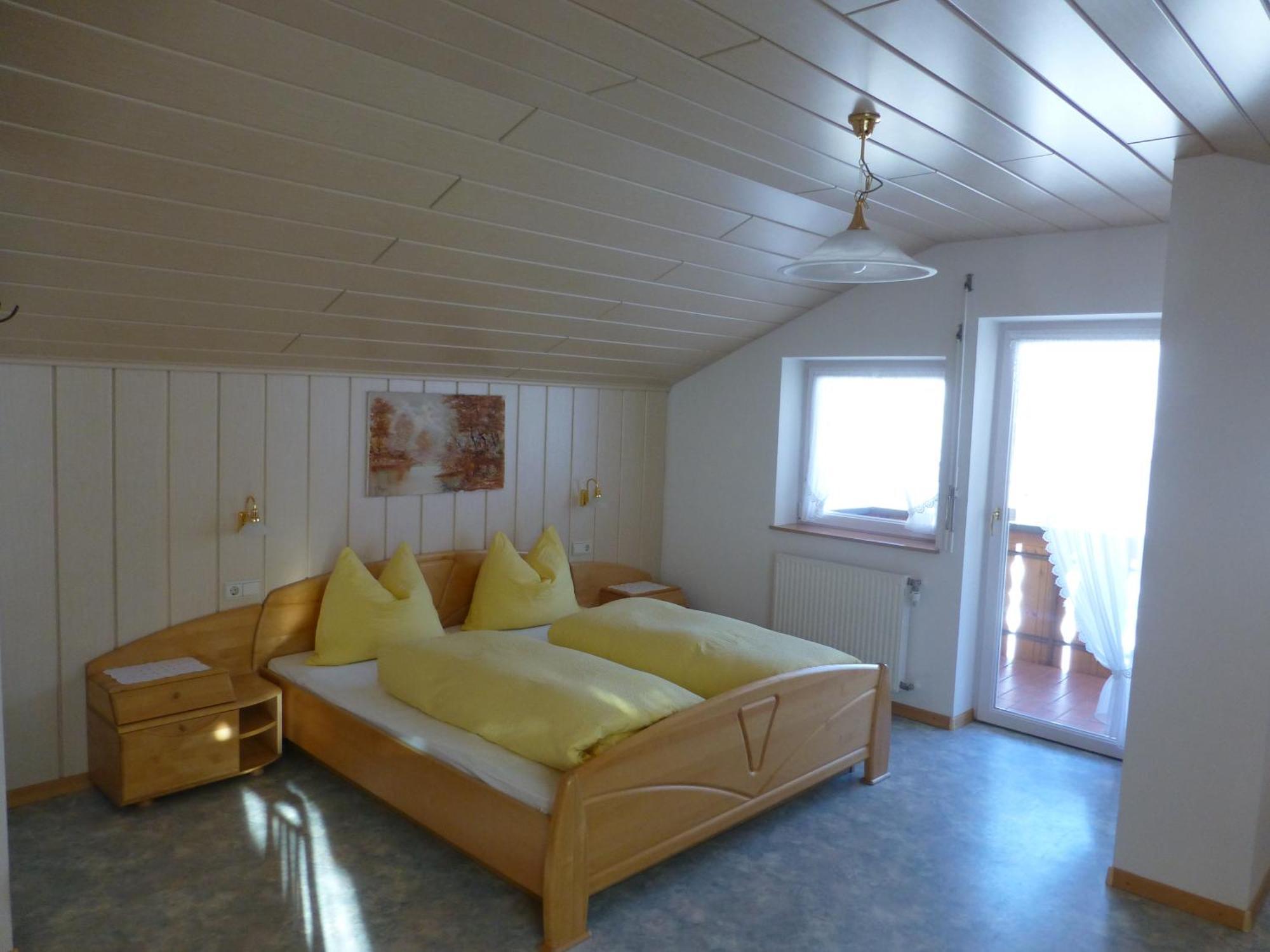 Garni Helfer Bed and Breakfast Toblach Buitenkant foto